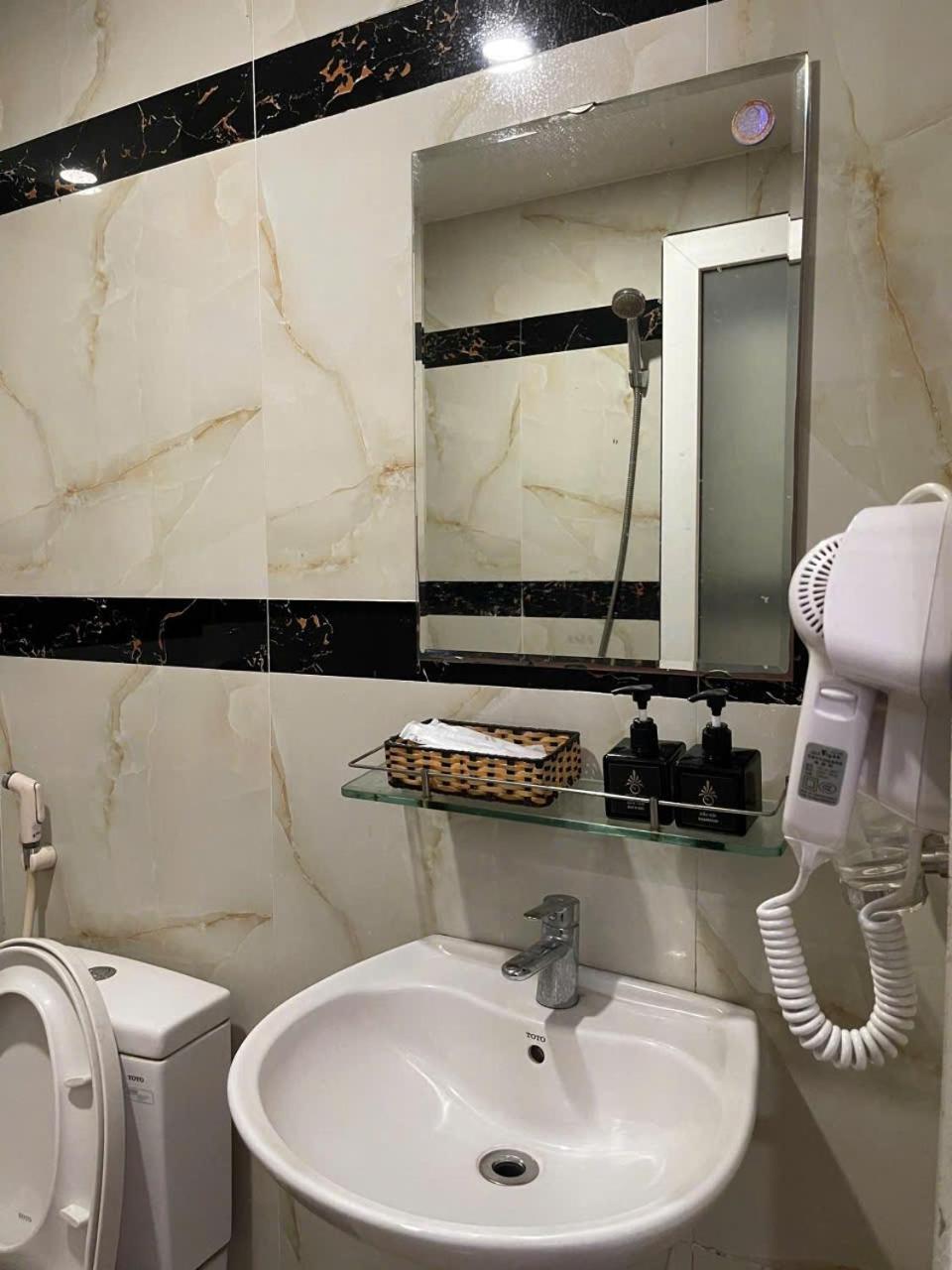10H Hotel Хошимін Екстер'єр фото